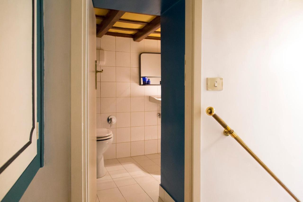Trasteverehome - Central Monserrato House With Balcony Рим Екстериор снимка